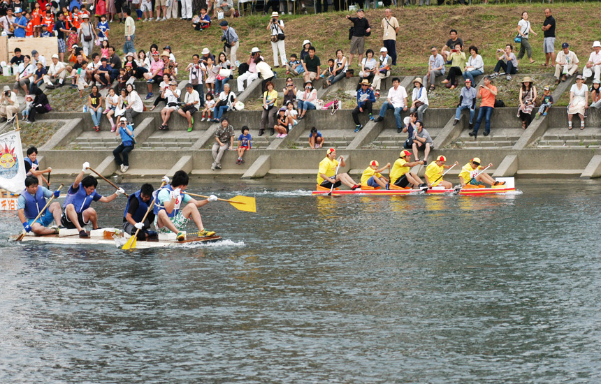 Zhejiang Ancient Cup Tama River Raft Race